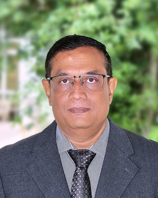 Dr Piyasiri Ekanayake