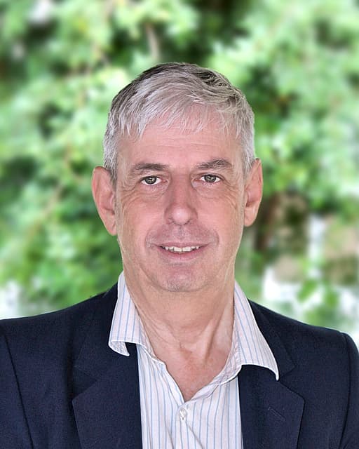 Dr Malcolm Ringland Anderson
